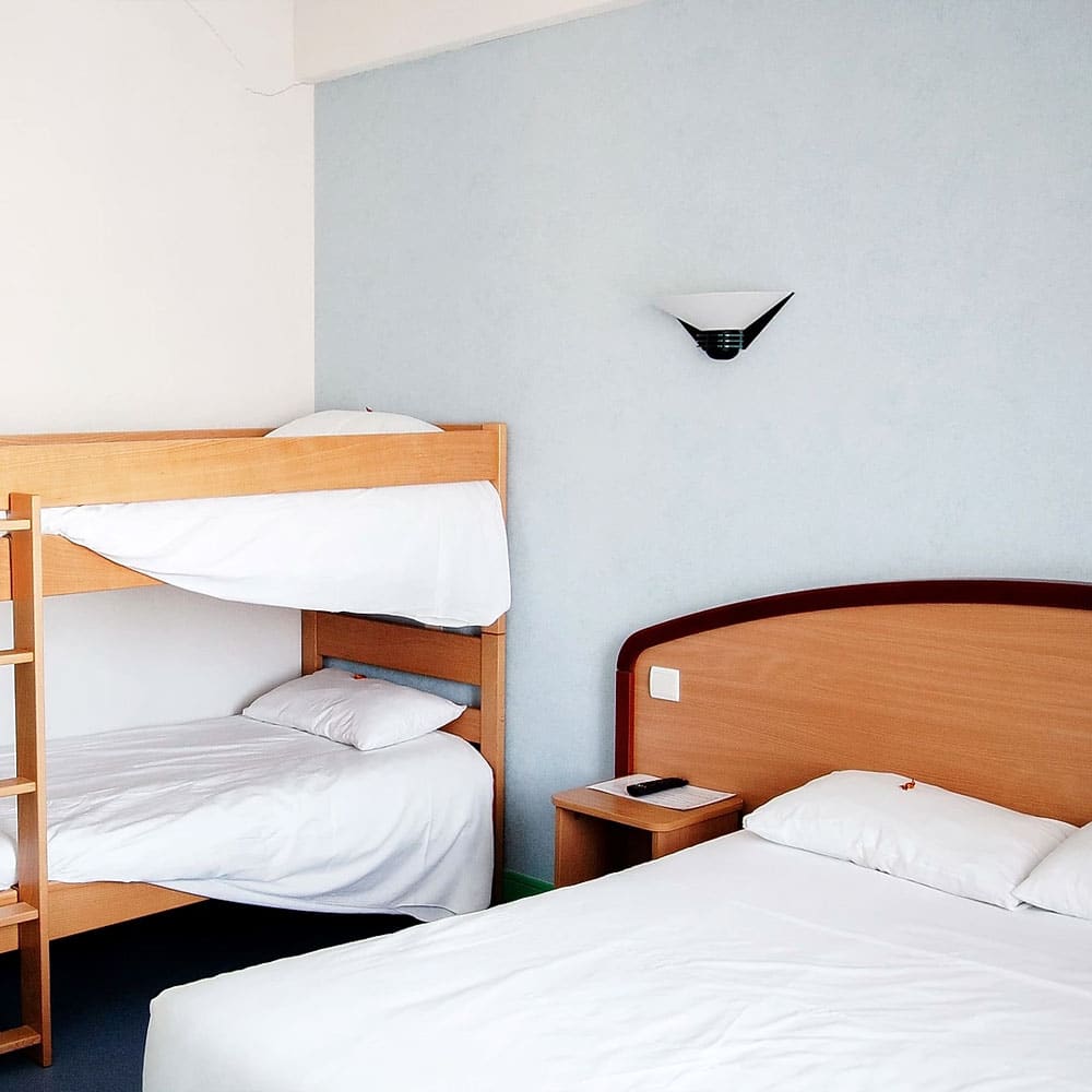 Chambre-hotel-Volvic-Familiale-1