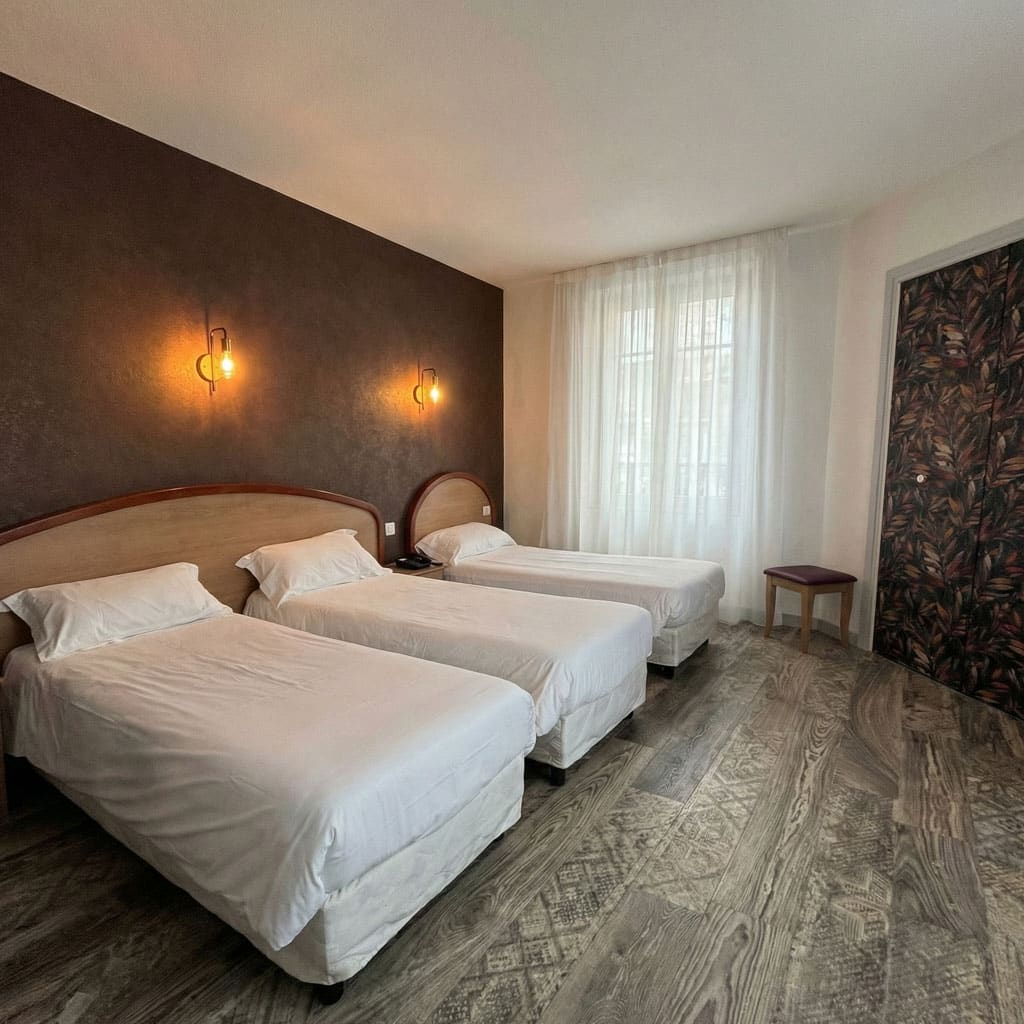 Hotel-Volvic-Chambre-triple